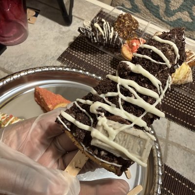 Cheesecake on a stick !
