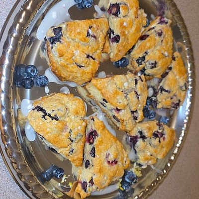 1/2 Dozen Blueberry Scones