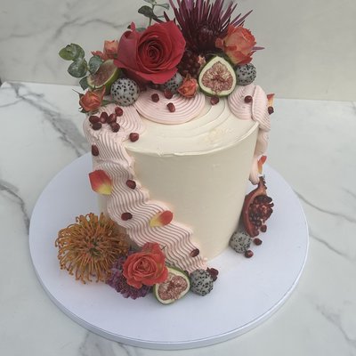6inch Cake *BASE PRICE*