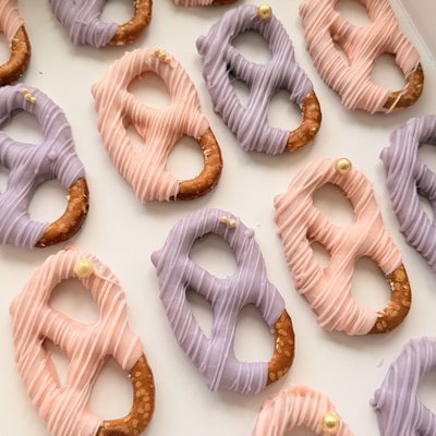 Chocolate Covered Pretzels 