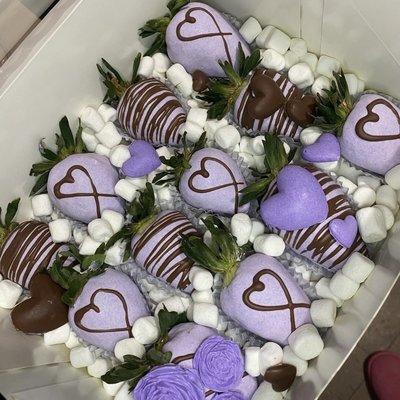 Dozen Chocolate Covered Strawberries 