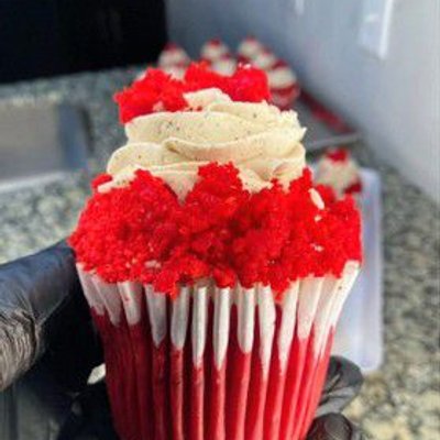 Strawberry Crunch Cupcake