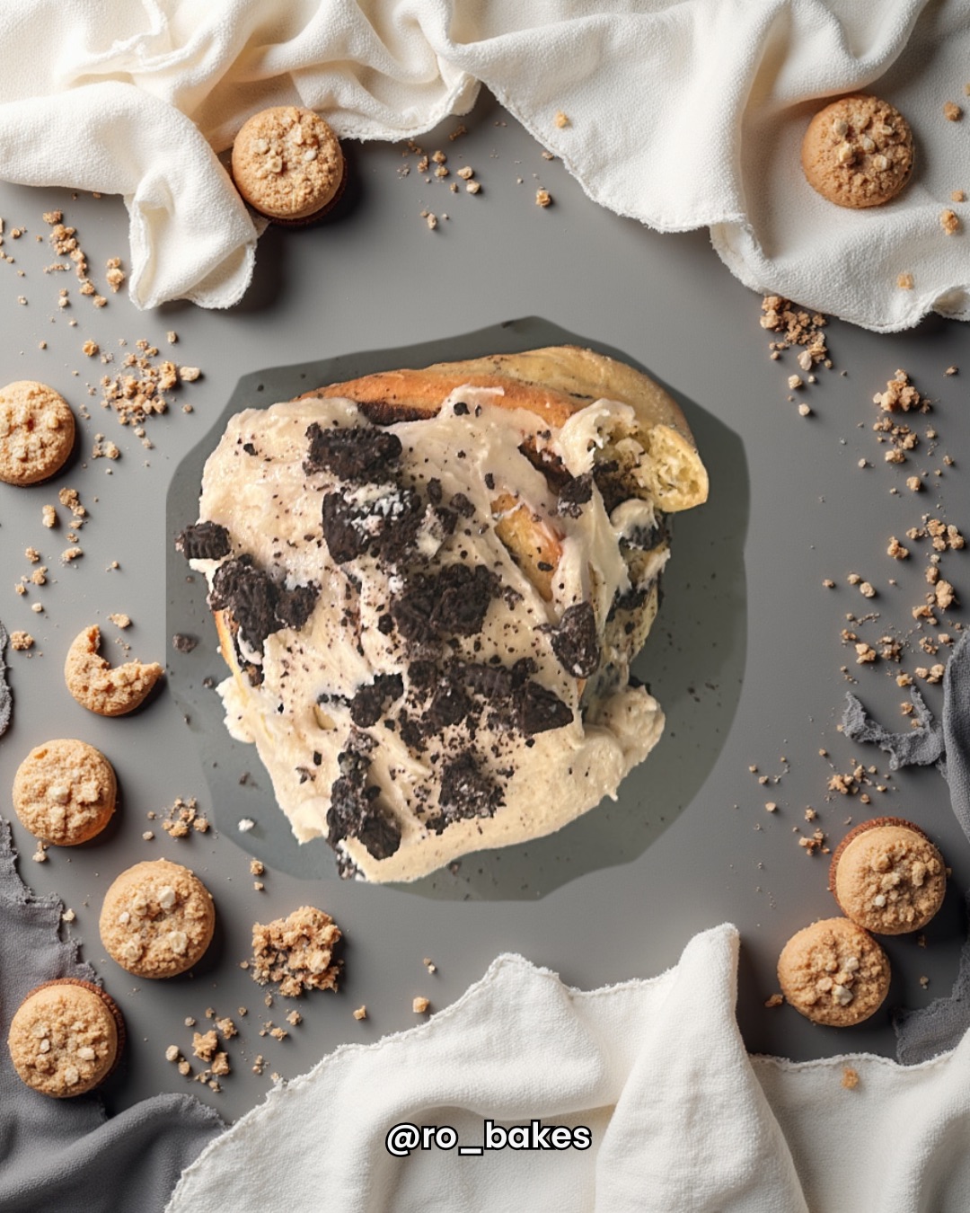 Oreo Cinnamon Roll