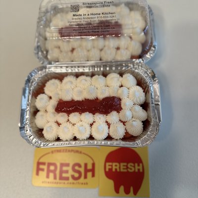 Strawberry Mini Cakes 1 Dozen