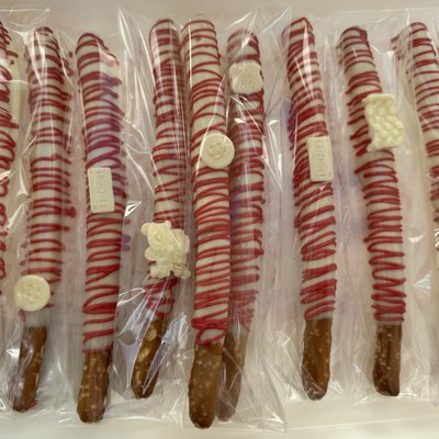 Chocolate Covered Pretzel Rods 