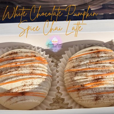 White Chocolate Pumpkin Spice Chai Latte Bombs