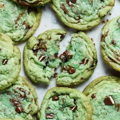 Mint Chocolate Chip Cookies