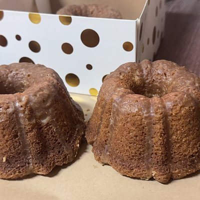 Black Russian Mini Bundt Cakes