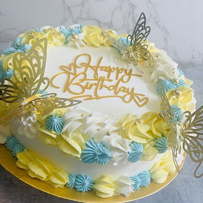 Cake/ Cupcake Combo Special!