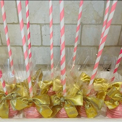 Cake Pops By the Dozen 