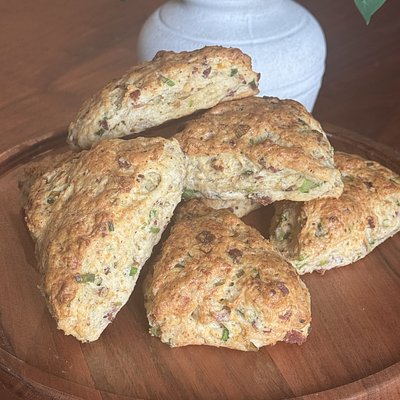 Cheddar & Chive Scone 4 Pack