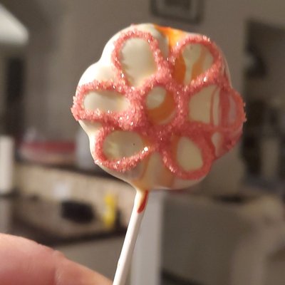 Flower Swirl Cake Pop