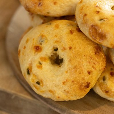 6 Cheddar Jalapeno Bagel 