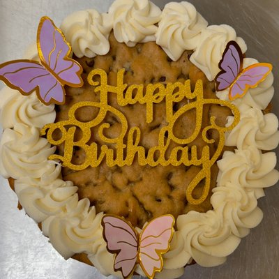 8” Cookie cake