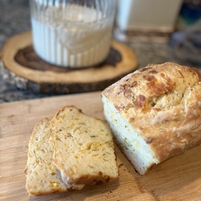 Cheddar bay Sandwich Bread