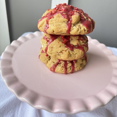 Bakery-Style Browned Butter White Chocolate Strawberry Cookies