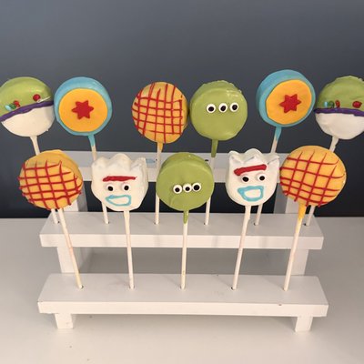Toy Story Cake Pops 