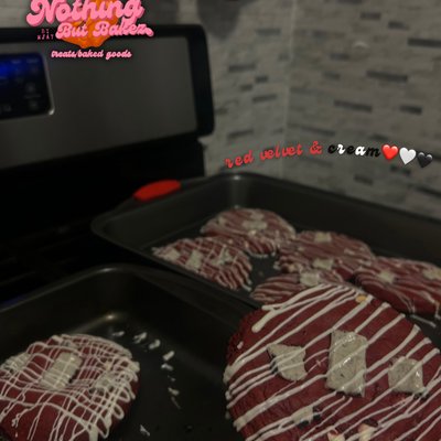 Red Velvet & Creme ❤️🖤🤍