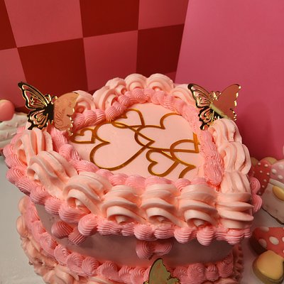 8" Heart  2 Layer Cake