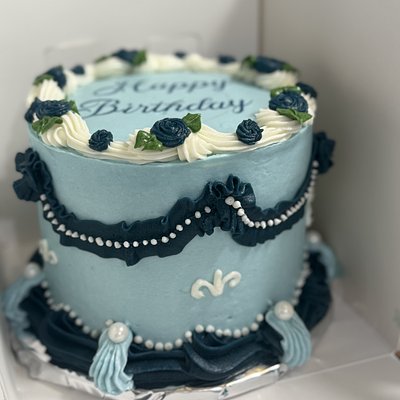 Round Cakes