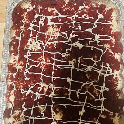 Banana pudding Velvet Cake