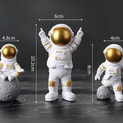 Cake Figurines 