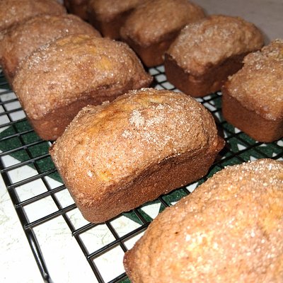 Mini Loaves Cinnamon Swirl Banana Bread 