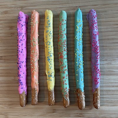 Dipped Pretzels