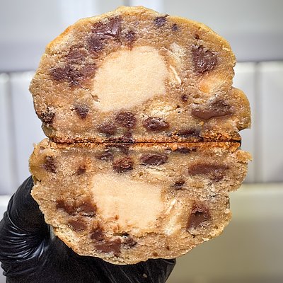 MEGA: Chocolate Chip Pancakes 🥞