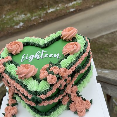 8” 2 Layer Heart Cake