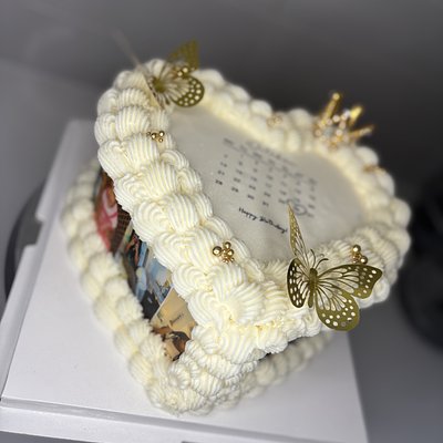 8” Heart w/ Photos 