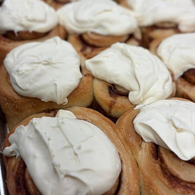 Sourdough Cinnamon Rolls (4)
