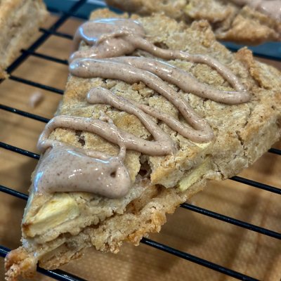 Apple Cinnamon scones 