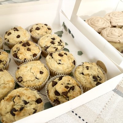 6 Chocolate Chip Muffins
