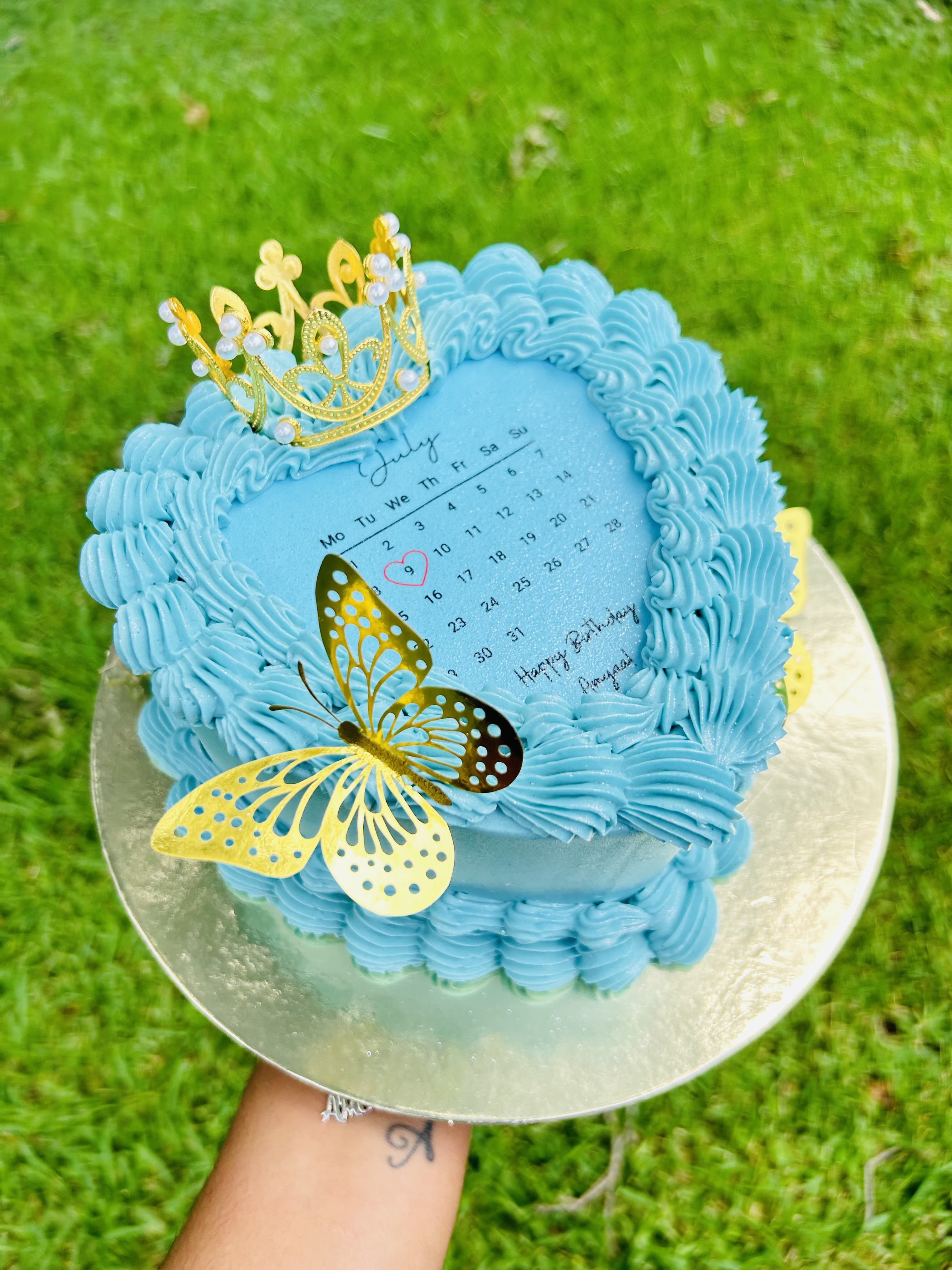 6 Inch Custom Heart Cake