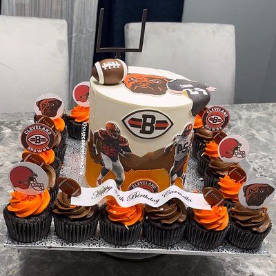 Celebration Board Cake & Cupcakes