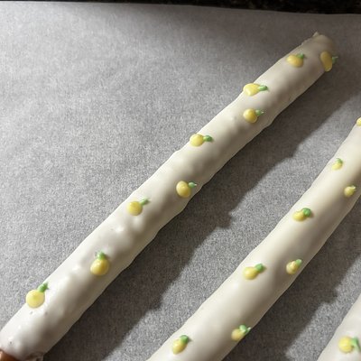 Custom - Dipped Pretzel Rods