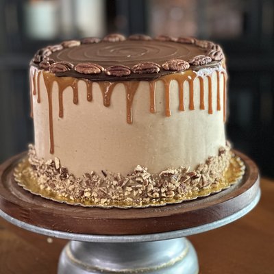 Pecan Praline Cake