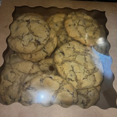 Peanut Butter Chocolate Chip Cookies (1 Dozen) 