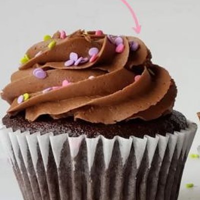 Jumbo Size Cupcakes 