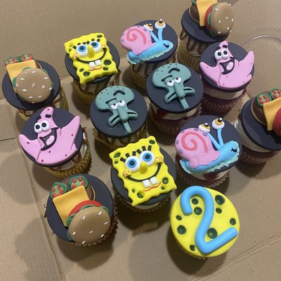 3-D Themed Cupcakes