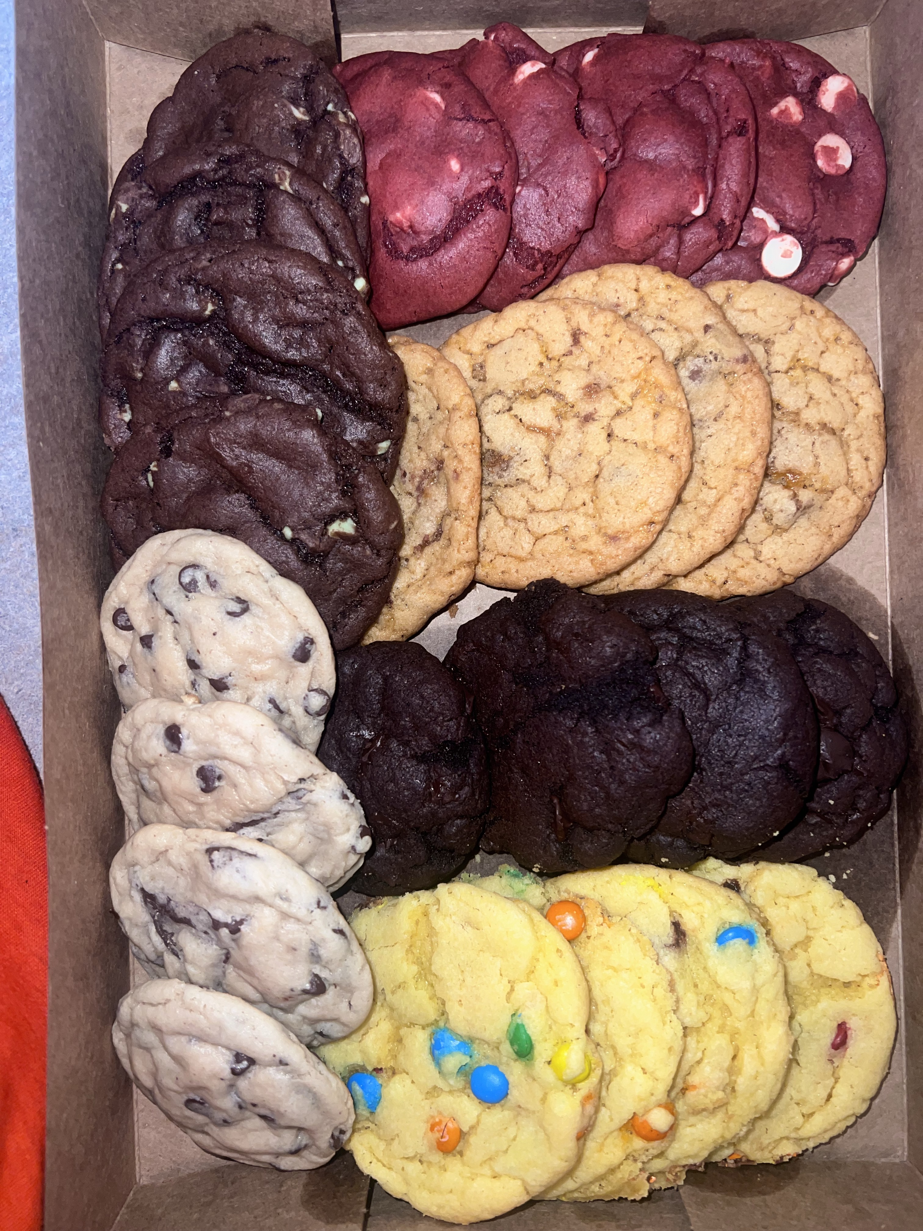 Chocolate Lovers Assorted Mix