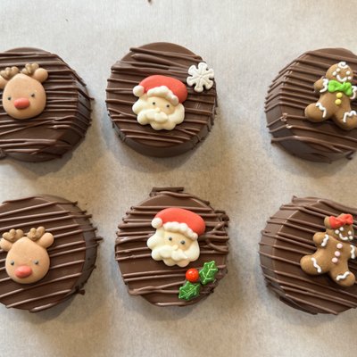 Themed Dipped Oreos