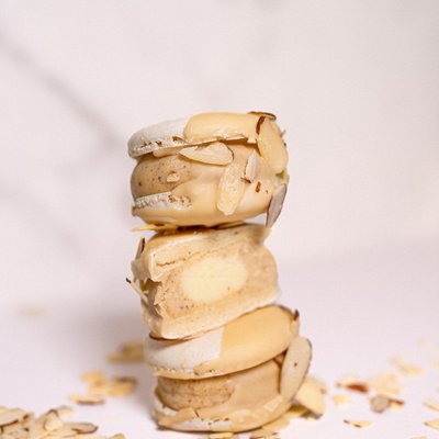 Almond White Chocolate 