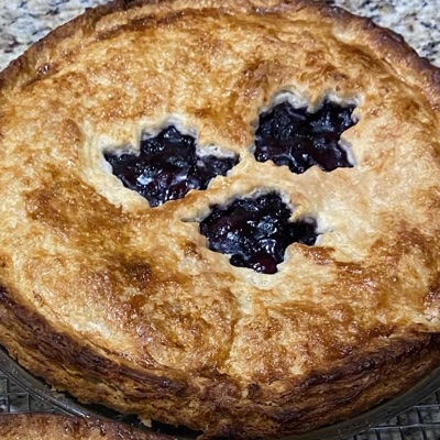 cherries & berries pie
