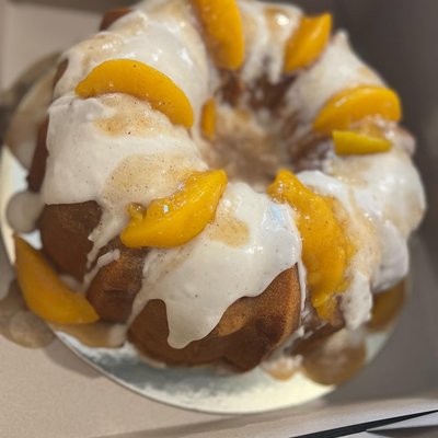 Peach Cobbler Pound Cake 