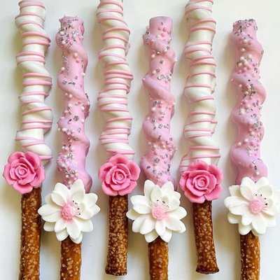 Caramel / Chocolate Covered Pretzels