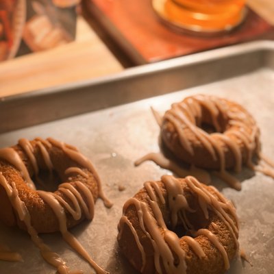 6 Pack Pumpkin Donuts
