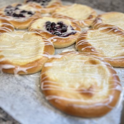 Cheese Danish 4ct - List Flavor Choice In Notes