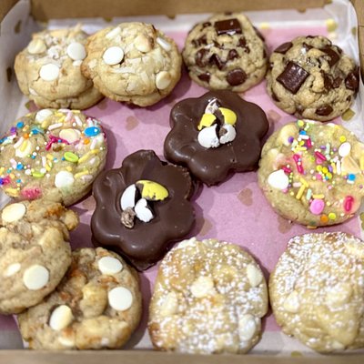 Gabby’s Spring Picks 🌸🍪 - 1 Dozen